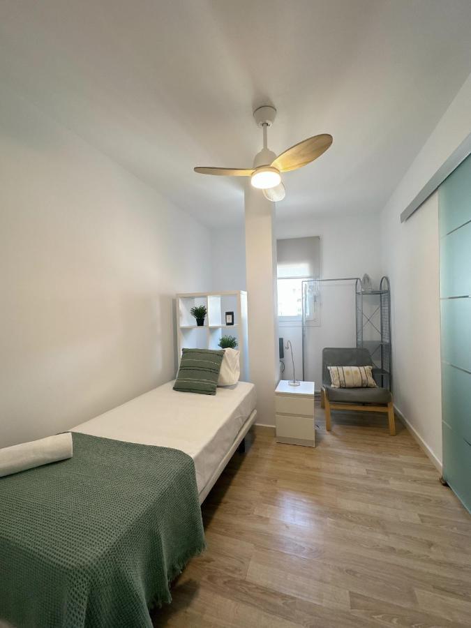 Santa Lucia 2 Bedrooms Apartment マラガ エクステリア 写真